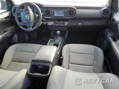 Zdjęcie 8 z 14 samochodu: 2017 TOYOTA TACOMA DOUBLE CAB VIN:5TFAX5GN1HX084010 - miniatura
