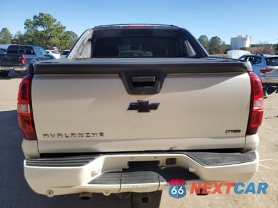 Zdjęcie 6 z 12 samochodu: 2011 CHEVROLET AVALANCHE LTZ VIN:3GNTKGE35BG142210 - miniatura