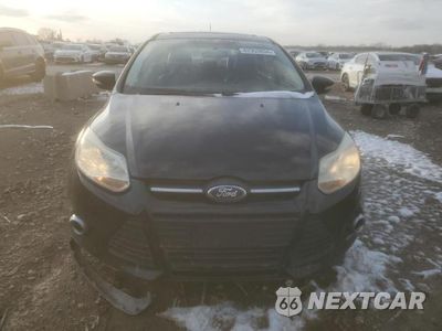 Piąte zdjęcie samochodu w środku: 2014 FORD FOCUS SE VIN:1FADP3K2XEL325165 - miniatura