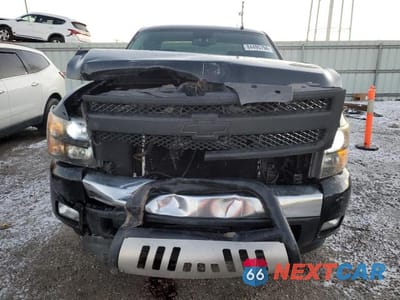 Piąte zdjęcie samochodu w środku: 2007 CHEVROLET SILVERADO K1500 VIN:2GCEK19J271686879 - miniatura