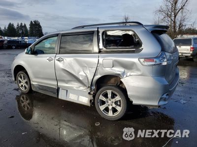 Drugie zdjęcie samochodu z przodu: 2017 TOYOTA SIENNA SE VIN:5TDXZ3DC4HS806247 - miniatura