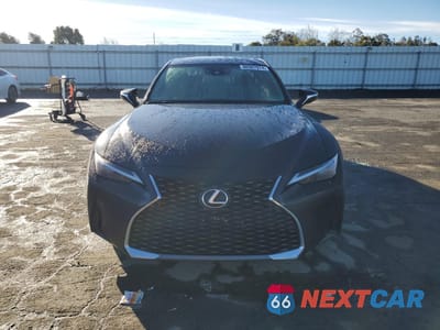Piąte zdjęcie samochodu w środku: 2021 LEXUS IS 300 VIN:JTHCA1D29M5115909 - miniatura