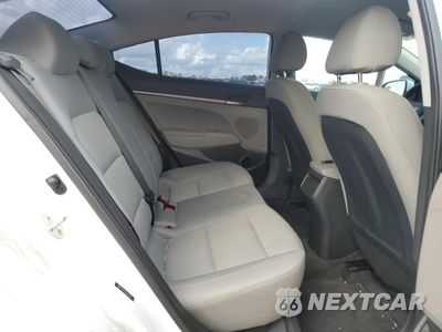 Zdjęcie 11 z 15 samochodu: 2017 HYUNDAI ELANTRA SE VIN:5NPD74LF4HH203962 - miniatura