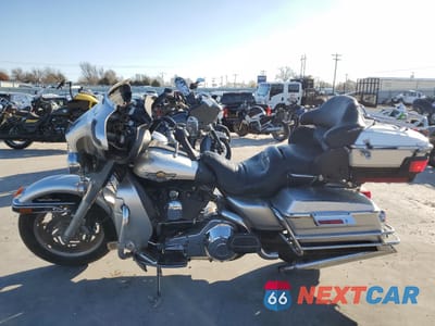 Trzecie zdjęcie samochodu z tyłu: 2003 HARLEY-DAVIDSON FLHTCUI ANNIVERSARY VIN:1HD1FCW493Y644227 - miniatura