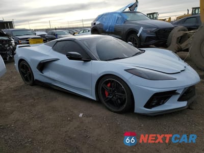 Czwarte zdjęcie samochodu z boku: 2020 CHEVROLET CORVETTE STINGRAY 2LT VIN:1G1Y73D43L5117925 - miniatura