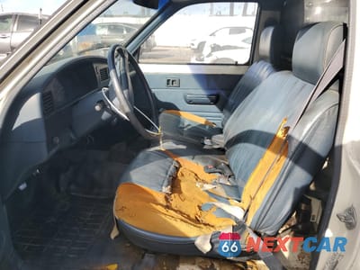 Zdjęcie 7 z 12 samochodu: 1989 TOYOTA PICKUP 1/2 TON SHORT WHEELBASE VIN:JT4RN81R5K0006528 - miniatura