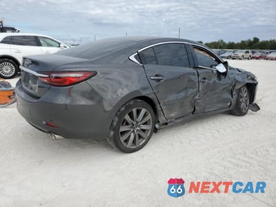 Trzecie zdjęcie samochodu z tyłu: 2021 MAZDA 6 TOURING VIN:JM1GL1VM2M1616922 - miniatura