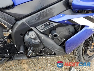 Zdjęcie 7 z 10 samochodu: 2006 YAMAHA YZFR1 VIN:JYARN15E36A000995 - miniatura