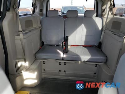 Zdjęcie 10 z 13 samochodu: 2018 DODGE GRAND CARAVAN SE VIN:2C7WDGBG6JR216706 - miniatura