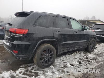 Trzecie zdjęcie samochodu z tyłu: 2018 JEEP GRAND CHEROKEE LAREDO VIN:1C4RJFAG4JC394105 - miniatura