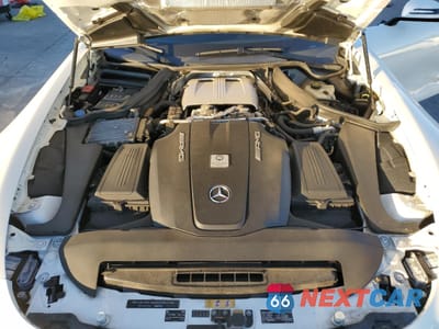 Zdjęcie 11 z 13 samochodu: 2016 MERCEDES-BENZ AMG GT S VIN:WDDYJAJAXGA000806 - miniatura
