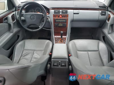 Zdjęcie 8 z 15 samochodu: 1999 MERCEDES-BENZ E 430 VIN:WDBJF70H7XA780180 - miniatura