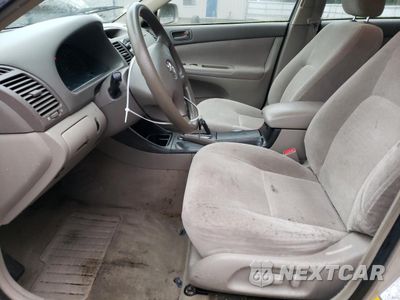 Zdjęcie 7 z 15 samochodu: 2003 TOYOTA CAMRY LE VIN:JTDBE30K130143900 - miniatura