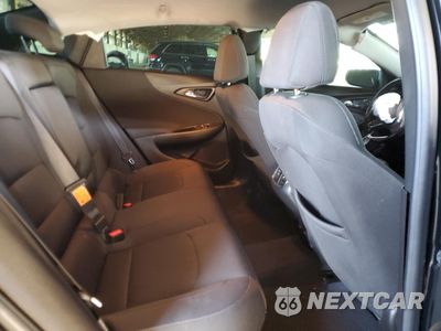 Zdjęcie 10 z 15 samochodu: 2018 CHEVROLET MALIBU LT VIN:1G1ZD5ST5JF266363 - miniatura