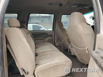 Zdjęcie 11 z 16 samochodu: 2000 FORD EXCURSION XLT VIN:1FMSU41F9YEE56225 - miniatura