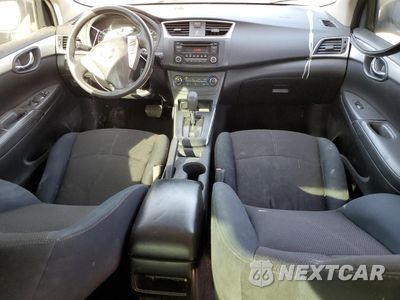 Zdjęcie 8 z 14 samochodu: 2017 NISSAN SENTRA S VIN:3N1AB7AP3HY284506 - miniatura