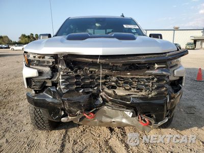 Piąte zdjęcie samochodu w środku: 2022 CHEVROLET SILVERADO K1500 ZR2 VIN:3GCUDHEL6NG611984 - miniatura
