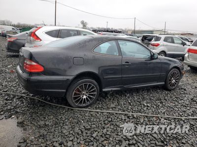 Trzecie zdjęcie samochodu z tyłu: 2000 MERCEDES-BENZ CLK 430 VIN:WDBLJ70G9YF135923 - miniatura