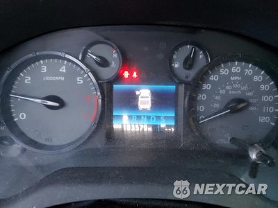 Zdjęcie 9 z 13 samochodu: 2016 TOYOTA TUNDRA SR VIN:5TFNY5F18GX194144 - miniatura