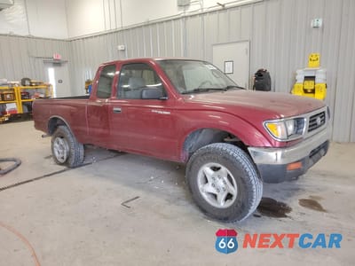 Czwarte zdjęcie samochodu z boku: 1996 TOYOTA TACOMA XTRACAB VIN:4TAWM72N4TZ206885 - miniatura