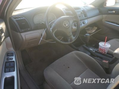 Zdjęcie 8 z 12 samochodu: 2003 TOYOTA CAMRY LE VIN:4T1BE32K33U240758 - miniatura