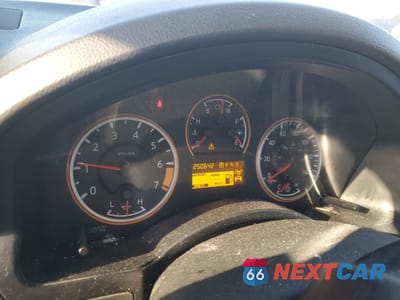 Zdjęcie 9 z 14 samochodu: 2010 NISSAN ARMADA SE VIN:5N1AA0NC3AN603349 - miniatura