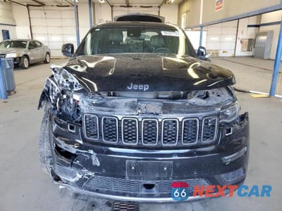 Piąte zdjęcie samochodu w środku: 2019 JEEP GRAND CHEROKEE LIMITED VIN:1C4RJFBG0KC593815 - miniatura