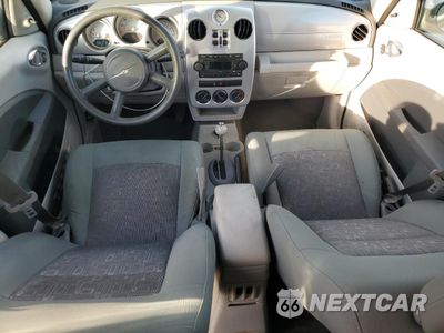 Zdjęcie 8 z 12 samochodu: 2009 CHRYSLER PT CRUISER VIN:3A8FY48939T562920 - miniatura
