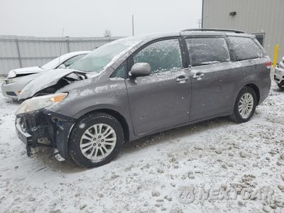 2013 TOYOTA SIENNA XLE 5TDYK3DC2DS306817 - główne zdjęcie licytacji z USA - miniatura
