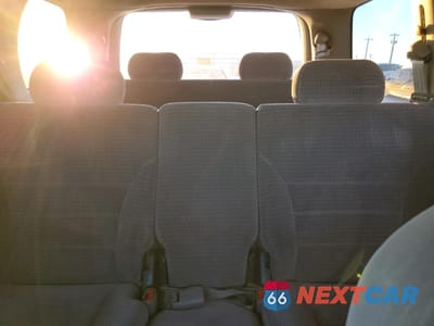 Zdjęcie 10 z 15 samochodu: 2002 DODGE DURANGO SLT VIN:1B4HR48N02F200096 - miniatura