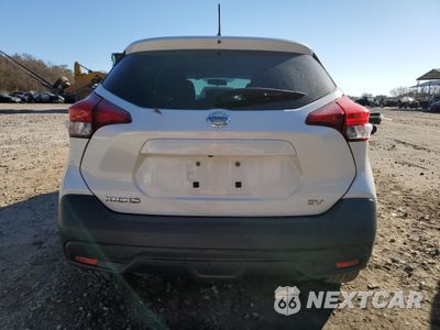 Zdjęcie 6 z 15 samochodu: 2018 NISSAN KICKS S VIN:3N1CP5CU4JL507205 - miniatura
