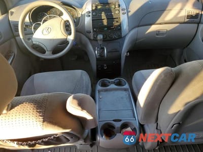 Zdjęcie 8 z 13 samochodu: 2006 TOYOTA SIENNA LE/XLE VIN:5TDZA23C86S564927 - miniatura