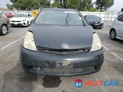 Piąte zdjęcie samochodu w środku: 2004 TOYOTA PRIUS VIN:JTDKB22U740089389 - miniatura