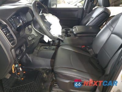 Zdjęcie 7 z 13 samochodu: 2023 RAM 3500 TRADESMAN VIN:3C63R3GJ0PG542246 - miniatura
