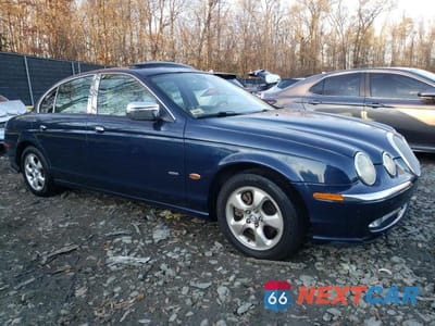 Czwarte zdjęcie samochodu z boku: 2002 JAGUAR S-TYPE VIN:SAJDA01N82FM23371 - miniatura