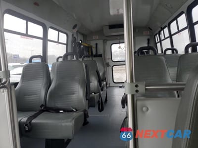 Zdjęcie 11 z 16 samochodu: 2019 FORD ECONOLINE E350 SUPER DUTY CUTAWAY VAN VIN:1FDEE3FS7KDC34256 - miniatura