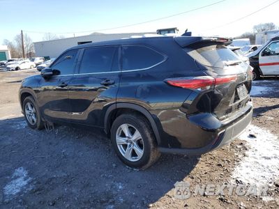 Drugie zdjęcie samochodu z przodu: 2021 TOYOTA HIGHLANDER L VIN:5TDZZRAH1MS530356 - miniatura