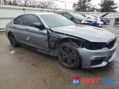 Czwarte zdjęcie samochodu z boku: 2018 BMW M550XI VIN:WBAJB9C54JB286707 - miniatura