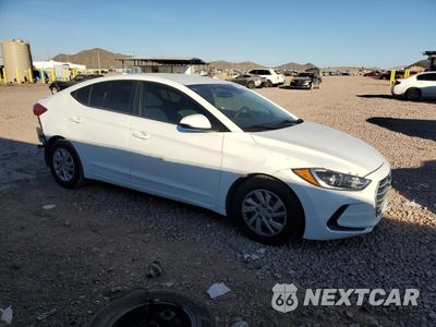 Czwarte zdjęcie samochodu z boku: 2017 HYUNDAI ELANTRA SE VIN:5NPD74LF0HH143260 - miniatura