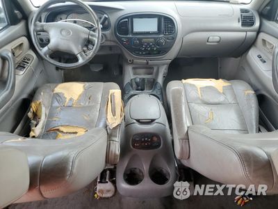 Zdjęcie 8 z 13 samochodu: 2001 TOYOTA SEQUOIA SR5 VIN:5TDBT44A41S033611 - miniatura