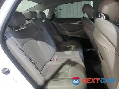 Zdjęcie 10 z 12 samochodu: 2015 HYUNDAI GENESIS 3.8L VIN:KMHGN4JE8FU092490 - miniatura