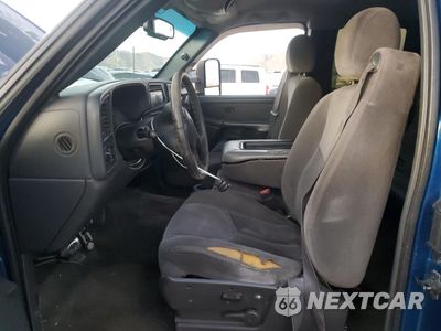 Zdjęcie 7 z 15 samochodu: 2003 GMC NEW SIERRA C1500 VIN:2GTEC19T931184962 - miniatura