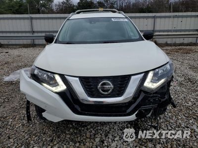 Piąte zdjęcie samochodu w środku: 2019 NISSAN ROGUE S VIN:5N1AT2MT7KC840172 - miniatura