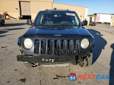 Piąte zdjęcie samochodu w środku: 2009 JEEP PATRIOT SPORT VIN:1J8FT28B19D154301 - miniatura