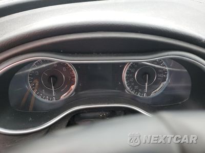 Zdjęcie 9 z 13 samochodu: 2015 CHRYSLER 200 LIMITED VIN:1C3CCCAB4FN752287 - miniatura