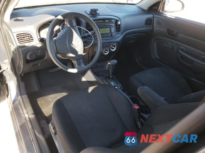 Zdjęcie 8 z 15 samochodu: 2009 HYUNDAI ACCENT GS VIN:KMHCM36C49U132829 - miniatura