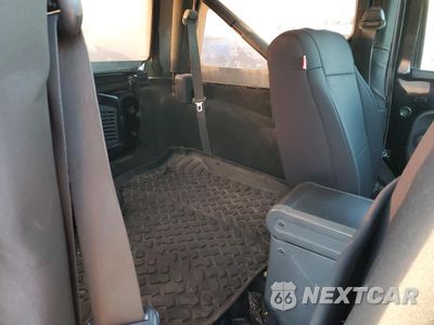 Zdjęcie 10 z 15 samochodu: 2010 JEEP WRANGLER SPORT VIN:1J4AA2D18AL207102 - miniatura