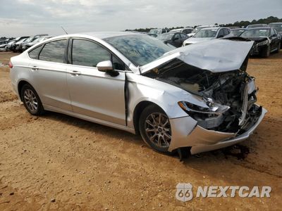 Czwarte zdjęcie samochodu z boku: 2017 FORD FUSION S VIN:3FA6P0G73HR206326 - miniatura