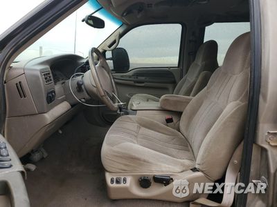 Zdjęcie 7 z 16 samochodu: 2000 FORD EXCURSION XLT VIN:1FMSU41F9YEE56225 - miniatura