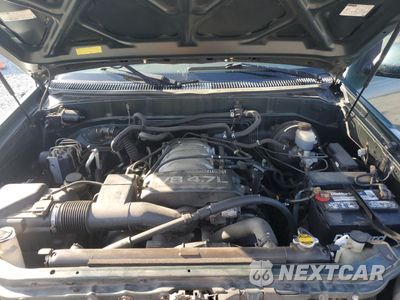 Zdjęcie 13 z 15 samochodu: 2001 TOYOTA SEQUOIA LIMITED VIN:5TDBT48A51S021395 - miniatura